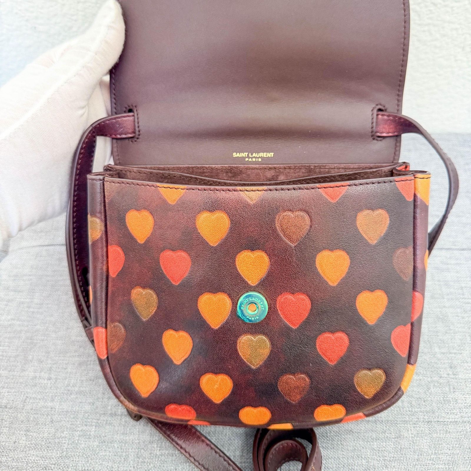 Saint Laurent Paris Authentic YSL Heart Print Leather Crossbody Bag Limited Size ONE SIZE - 9 Thumbnail