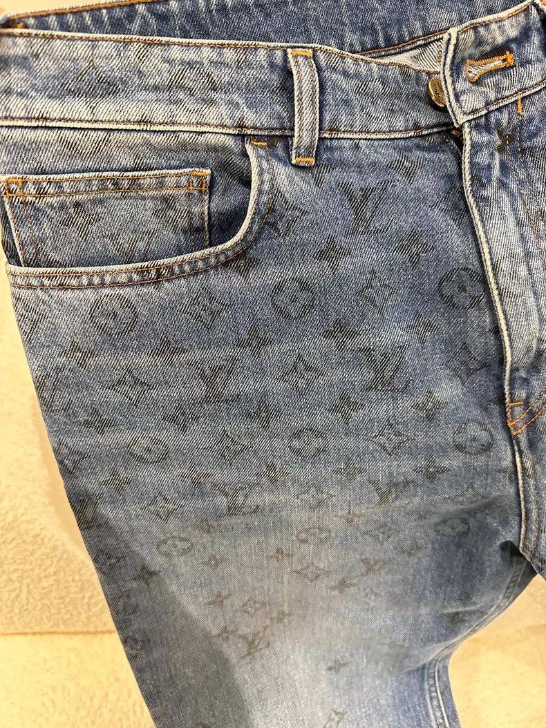 Louis Vuitton Louis Vuitton Blue full-print jeans 2505-Nextarrow Size US 32 / EU 48 - 3 Thumbnail