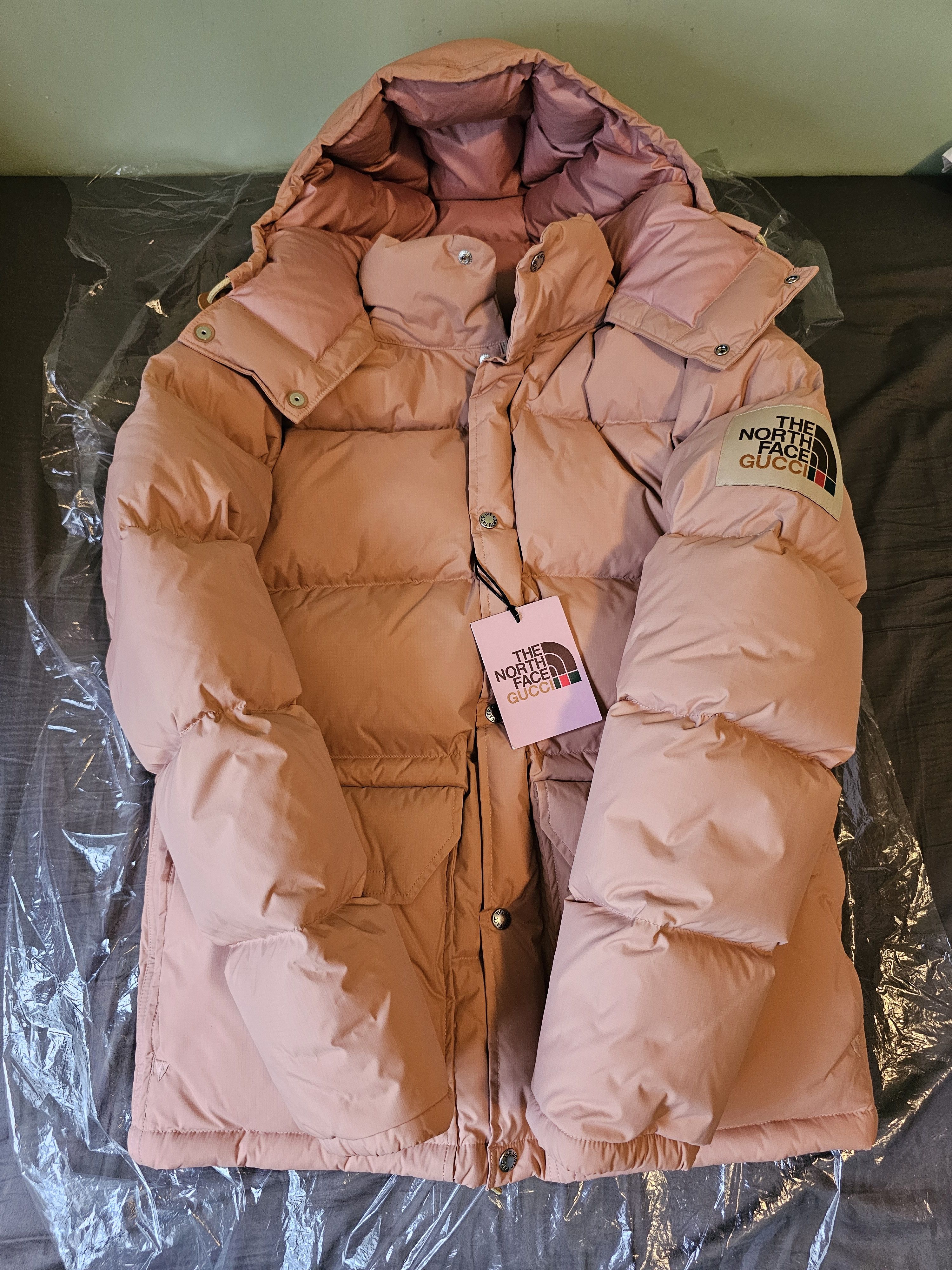 Gucci × The North Face Brand New The North Face x Gucci Puffer Jacket Size US M / EU 48-50 / 2 - 1 Thumbnail