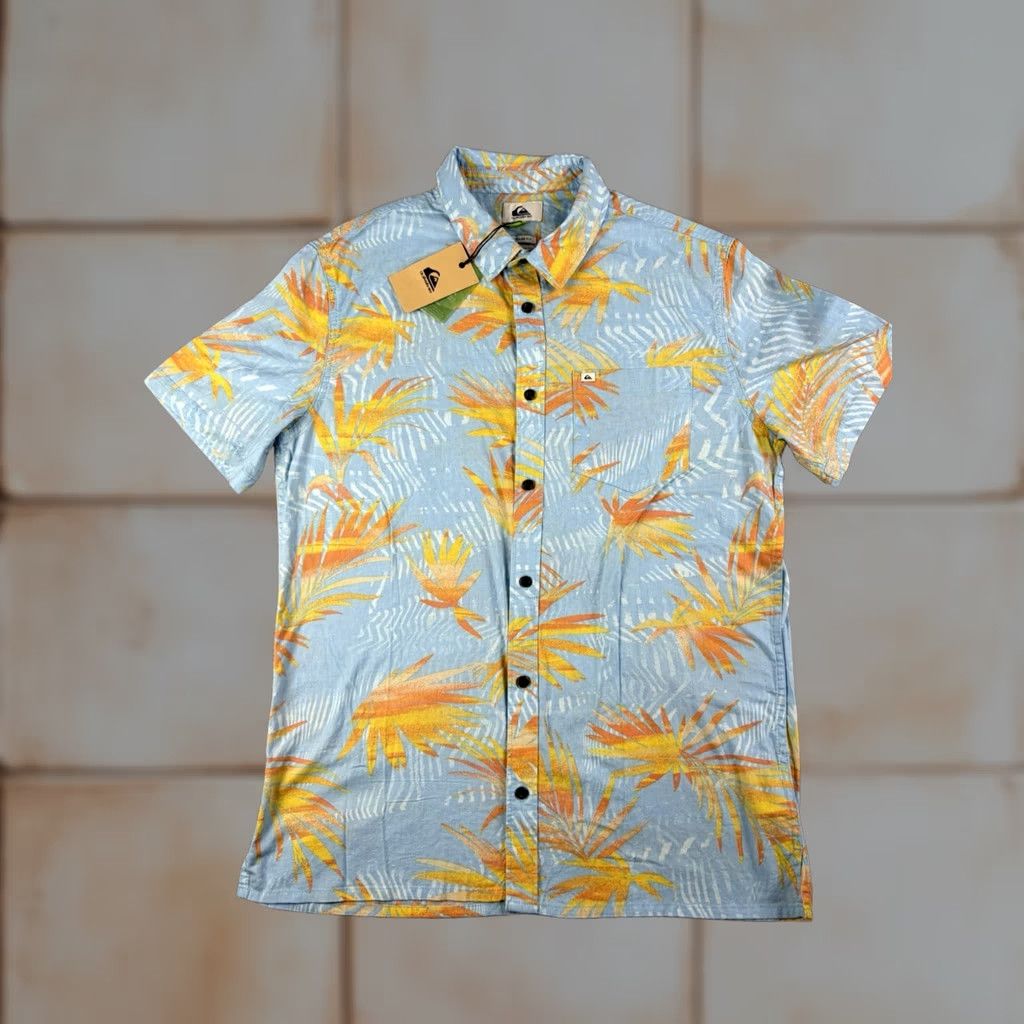 Quiksilver Quiksilver Shirt Men’s M Hawaiian Floral Cotton Button-Up Short Sleeve Beach Surf Blue Regular Mens Size US M / EU 48-50 / 2 - 1 Thumbnail