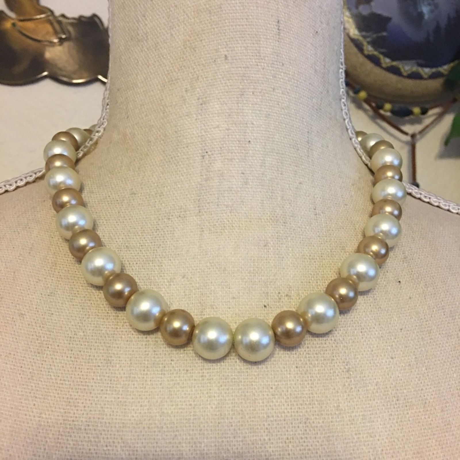 Vintage Vintage multi tone glass pearl bead necklace Size ONE SIZE - 1 Thumbnail