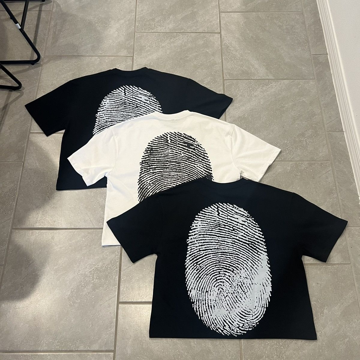Other Diverse Thumbprint Tee Size US L / EU 52-54 / 3 - 6 Thumbnail