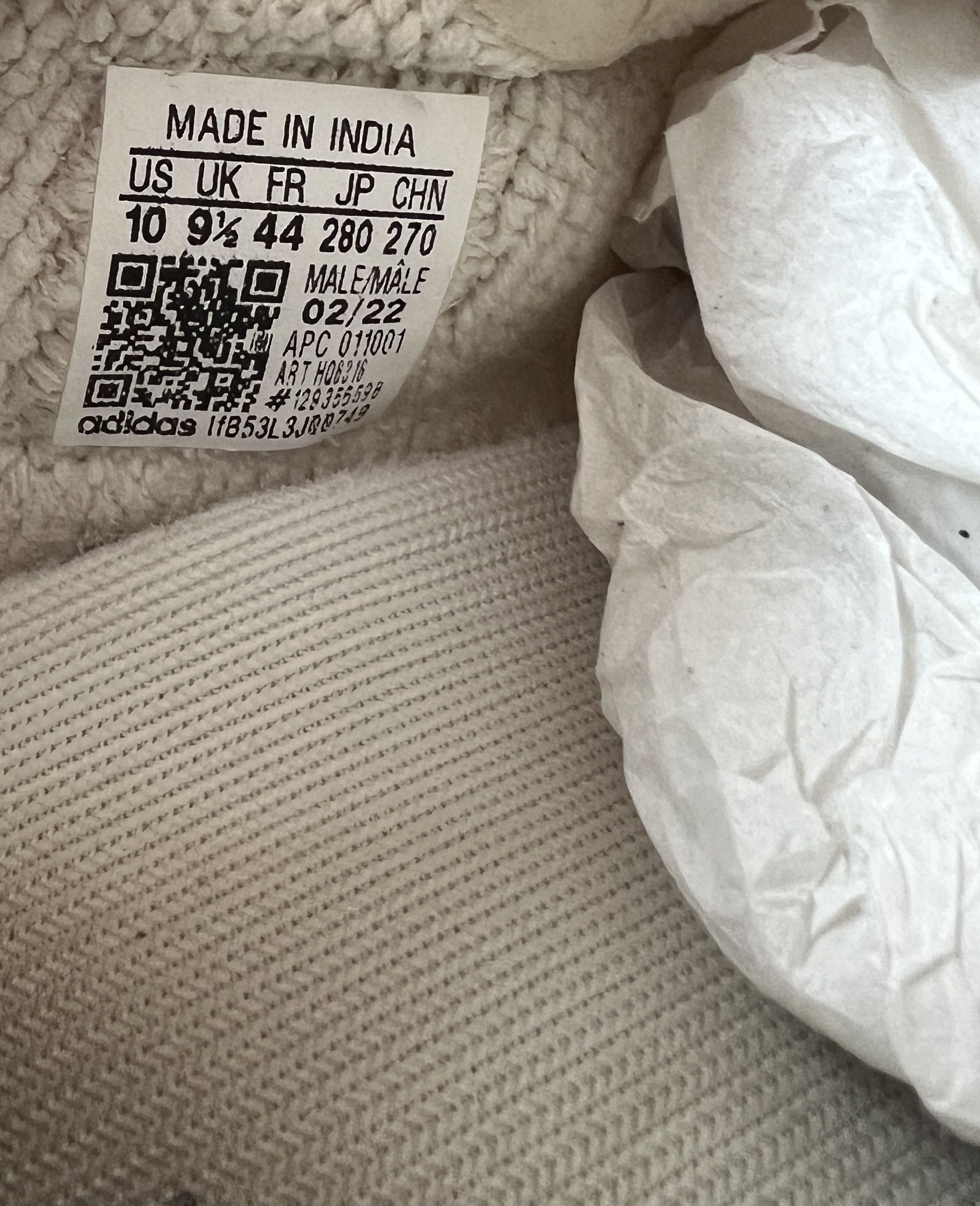 Yeezy adidas Yeezy Boost 350 V2 Bone Size US 10 / EU 43 - 6 Thumbnail
