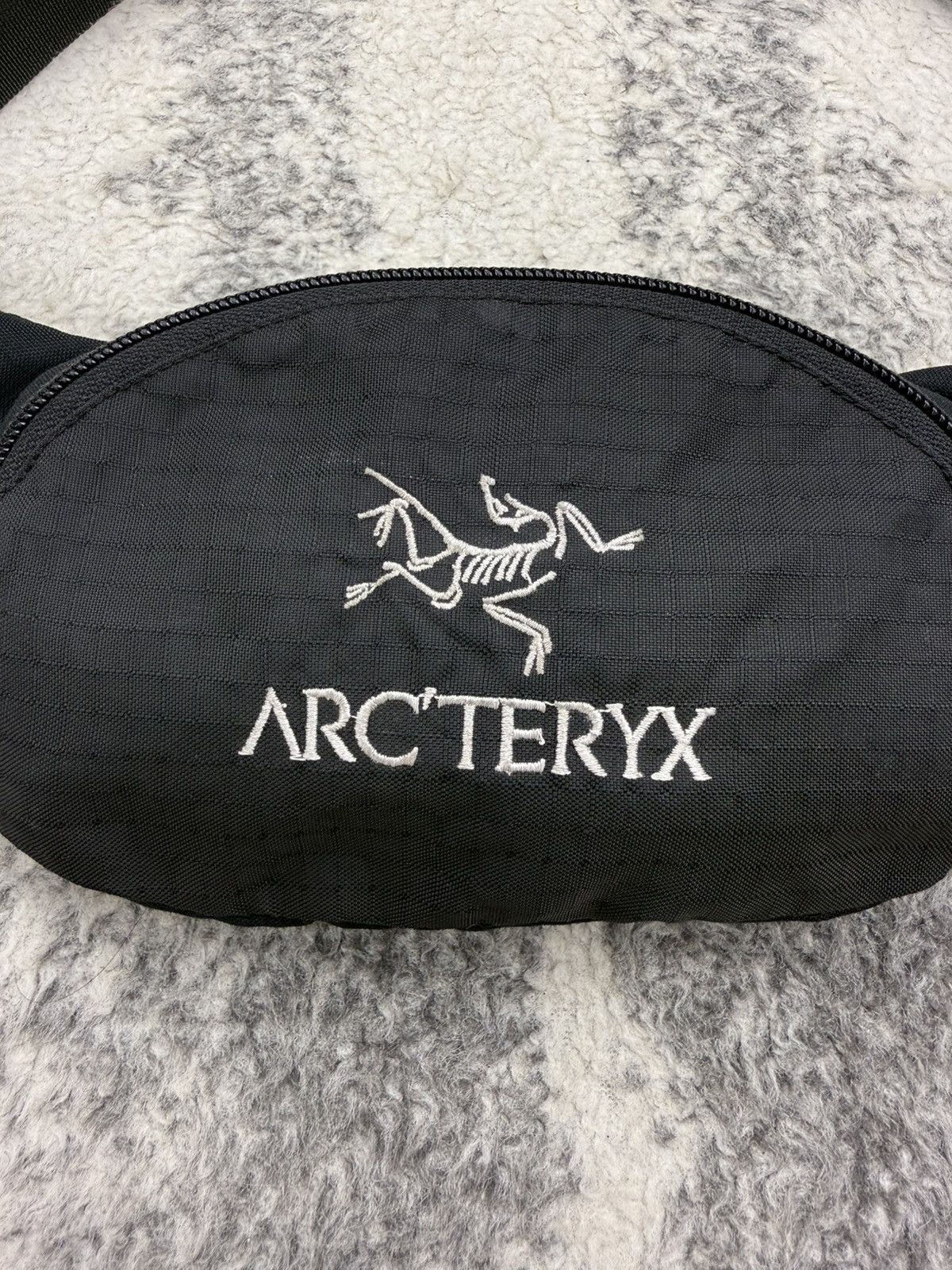 Arc'teryx × Vintage 🔥GRAIL🔥 Vintage 1990 Arc’teryx “Made in CANADA” Waistbag Size ONE SIZE - 2 Thumbnail
