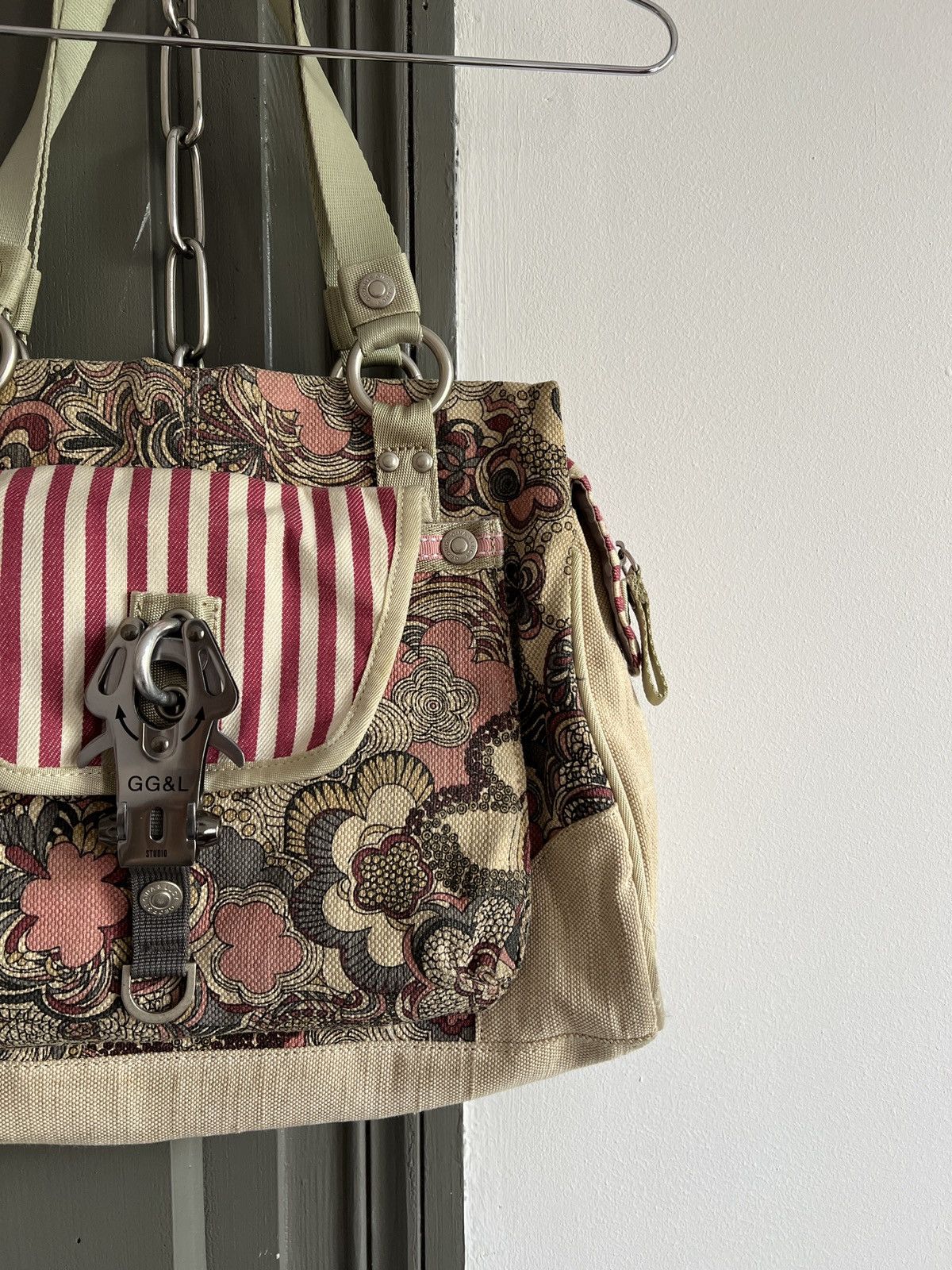 George Gina & Lucy Rare George Gina&Lucy Go Sees Shoulder Bag Floral Size ONE SIZE - 8 Thumbnail