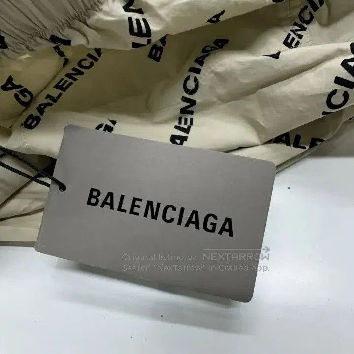 Balenciaga Balenciaga SS22 Tiger Year Loose Pant. Size US 26 / EU 42 - 2 Thumbnail