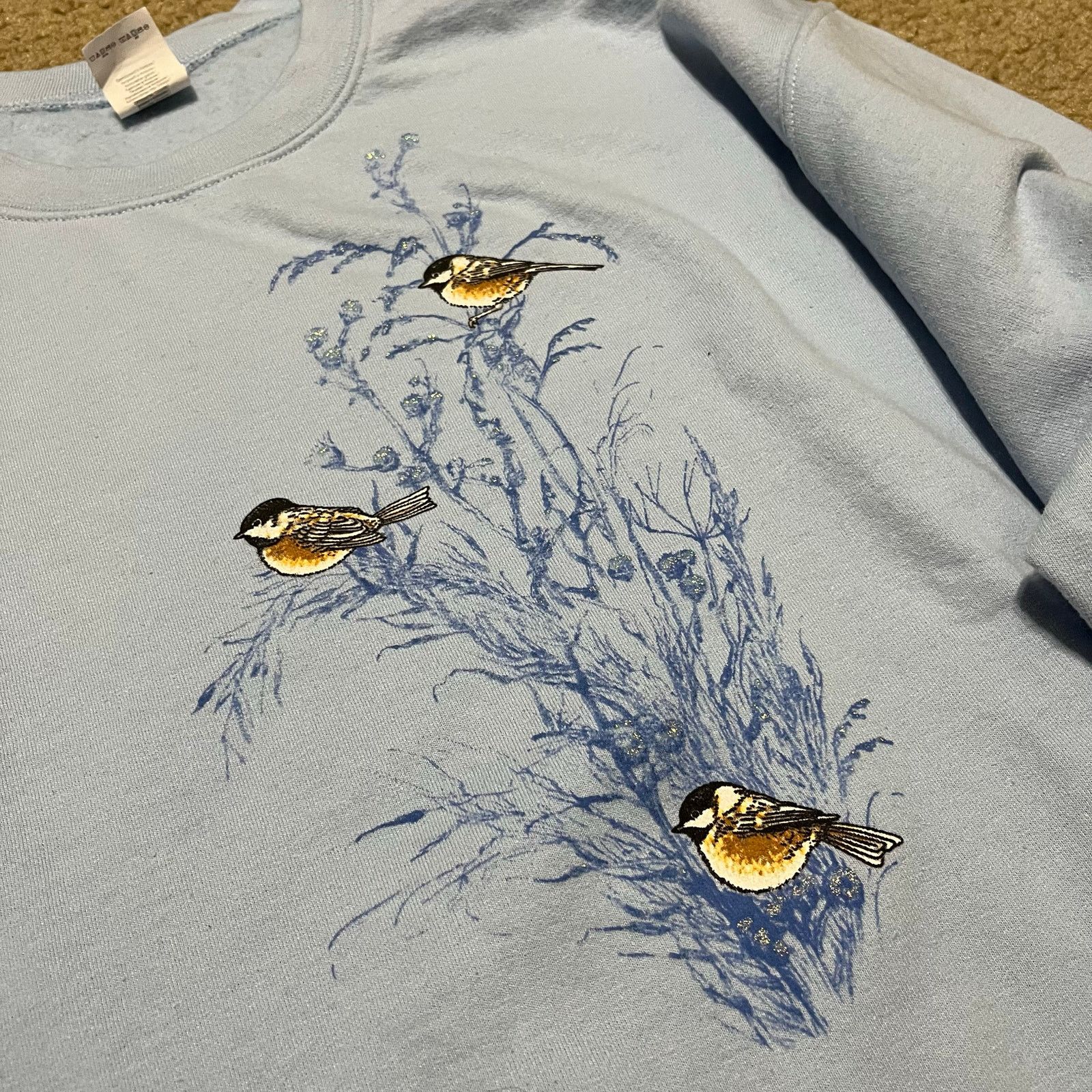 Gildan Gildan Birds in Tree Branches Nature Baby Blue Crewneck Larg Size US L / EU 52-54 / 3 - 3 Thumbnail
