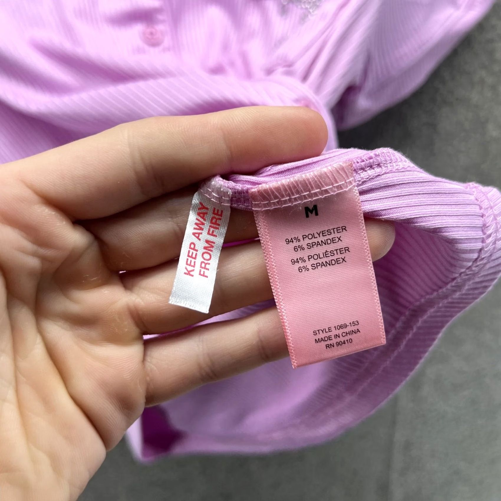 Juicy Couture Juicy Couture Pajama Top Womens Medium Purple Button Front Rhinestone Sleep Lounge Short Sleeve Collared Retro Jersey Knit Size M / US 6-8 / IT 42-44 - 4 Thumbnail
