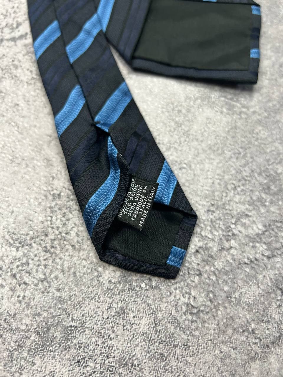 Hugo Boss Vintage Hugo Boss Tie Old Money Size ONE SIZE - 6 Thumbnail