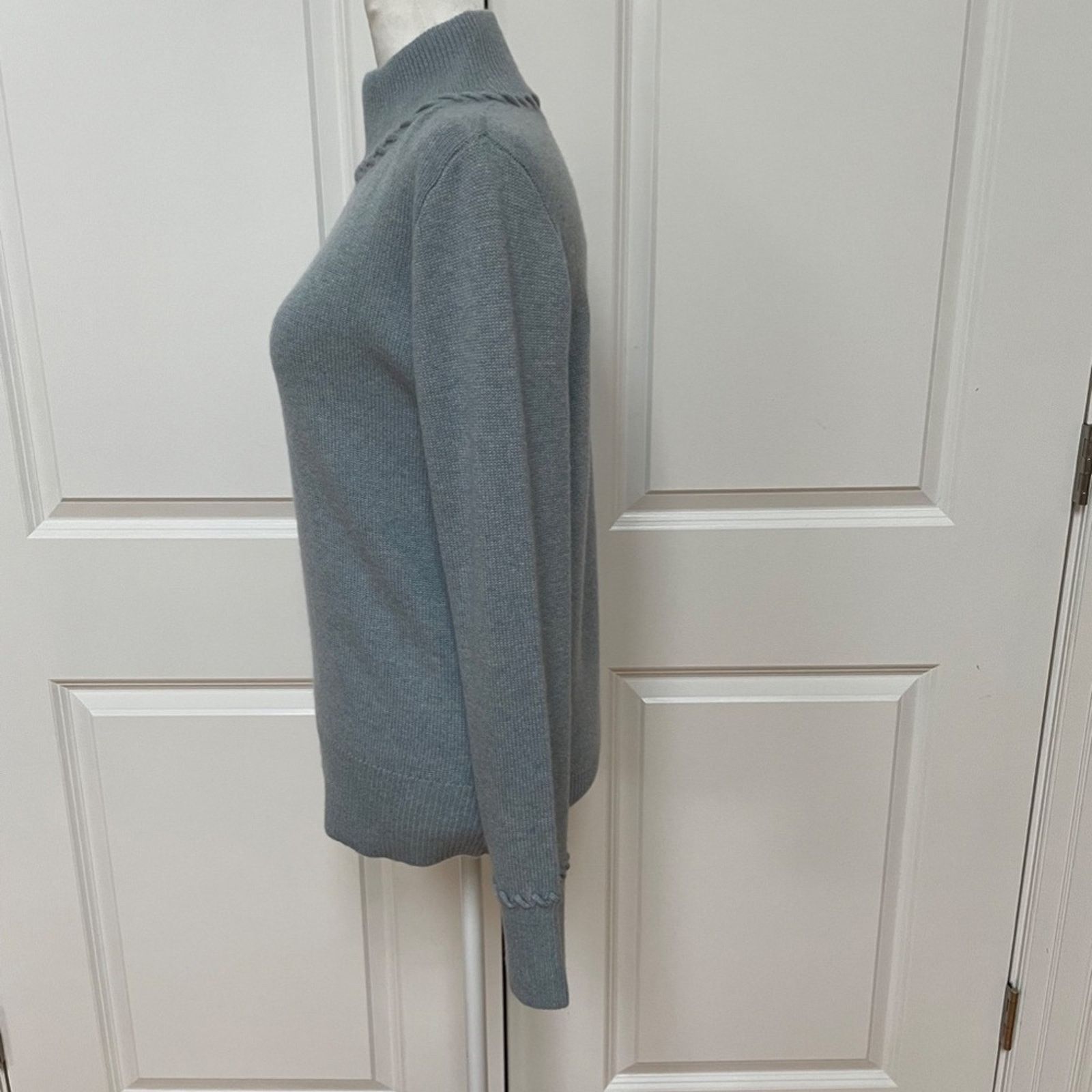 Theory Whipstitch Soft Cashmere Turtleneck Sweater from Theory Size S / US 4 / IT 40 - 3 Thumbnail