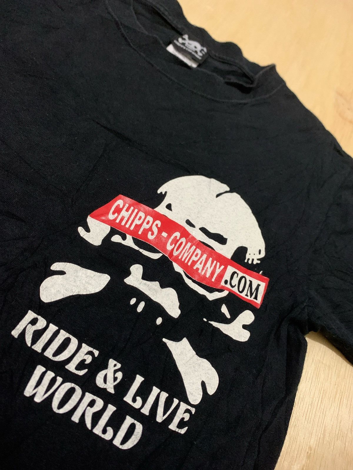Vintage Vintage Y2k Chipps-Company Ride & Live World Skull Tshirt Size US S / EU 44-46 / 1 - 4 Thumbnail