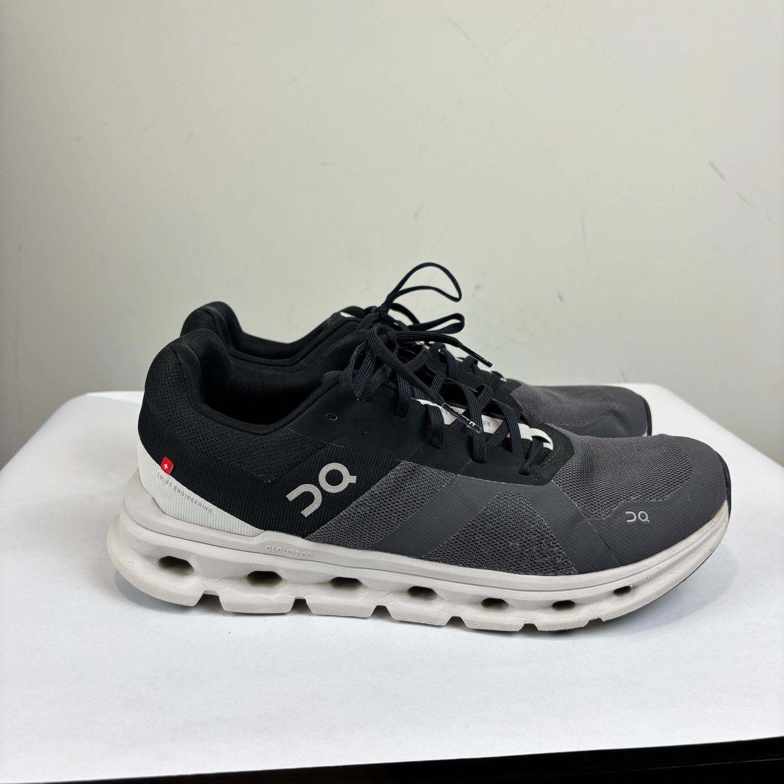 On On Running On Cloudrunner Running Sneakers Shoes Men's 11 Size US 11 / EU 44 - 3 Thumbnail
