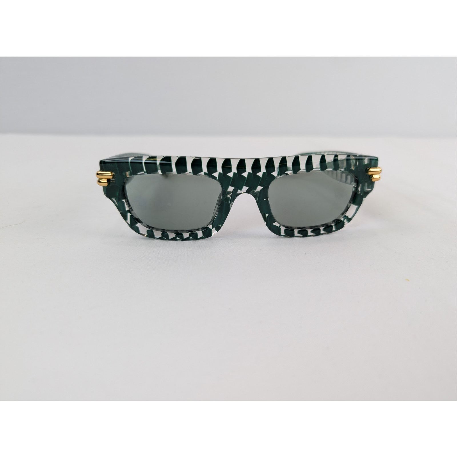 Bottega Veneta o1rshd1 / 555 / Size: OS / Sunglasses in Green Emerald Size ONE SIZE - 8 Thumbnail
