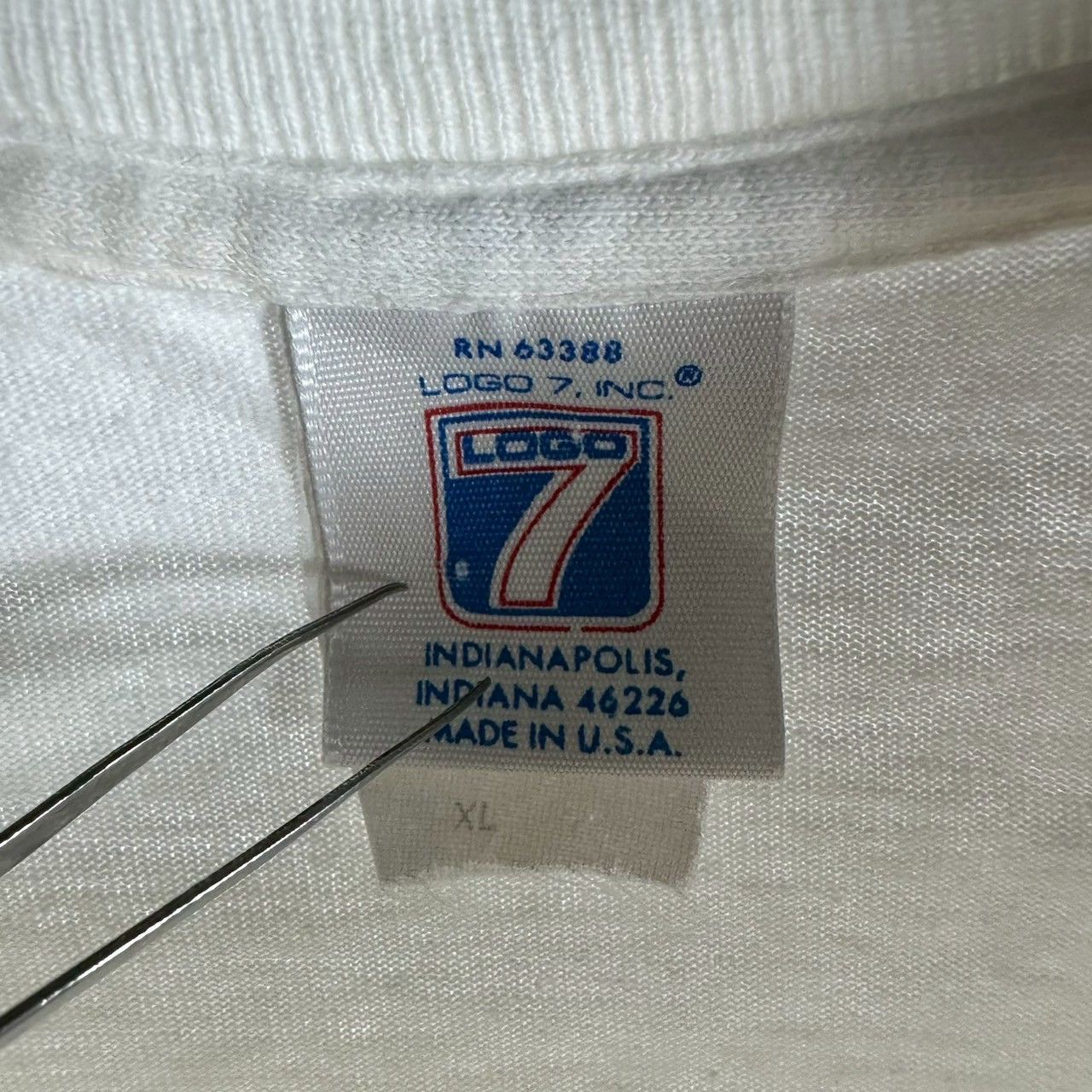 Vintage Vintage 1990 UNLV Rebels Basketball NCAA Champions T-shirt Size US L / EU 52-54 / 3 - 5 Thumbnail