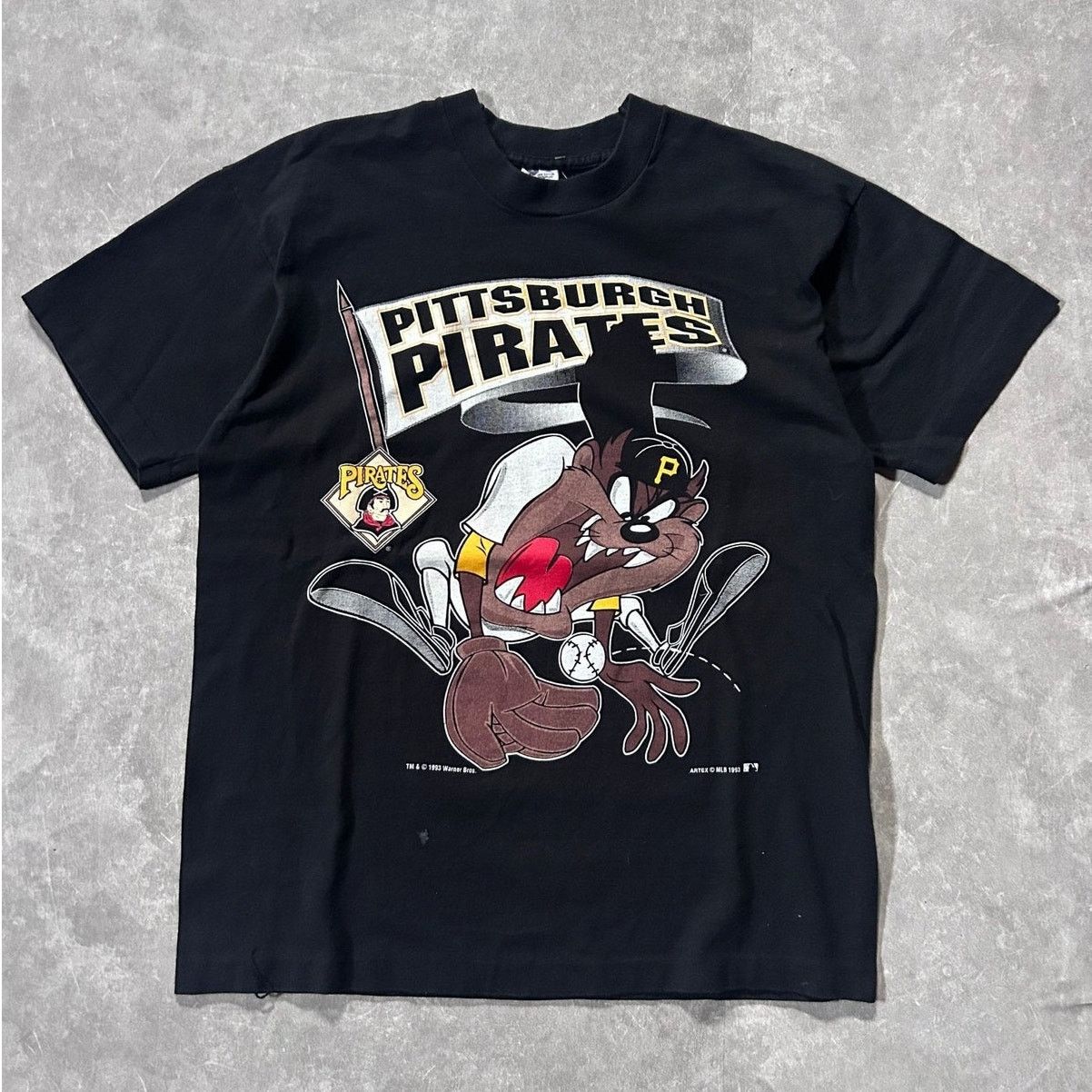 Vintage Pittsburgh Pirates Looney Tunes Taz Black T Shirt L