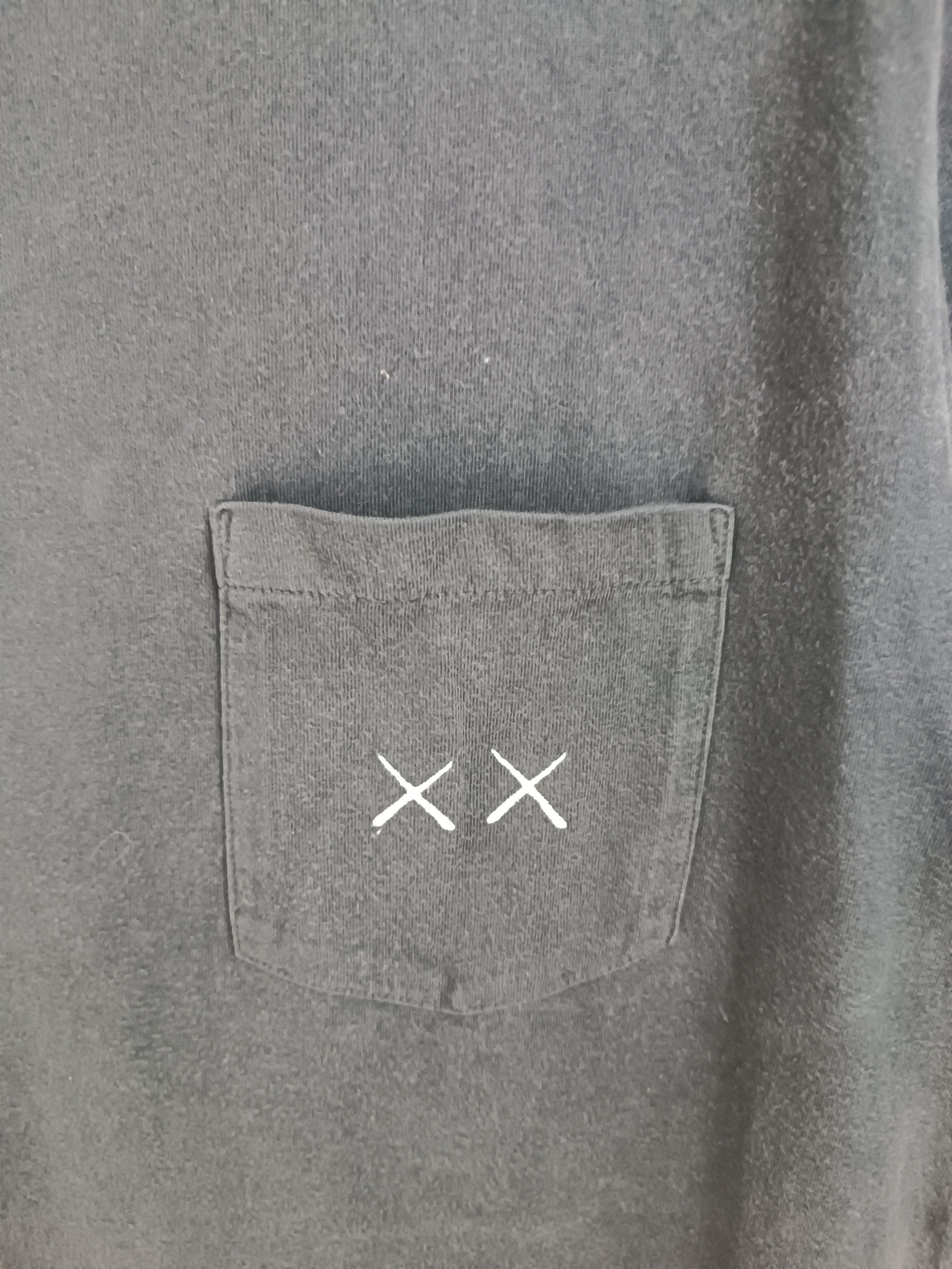 Kaws VINTAGE FADED KAWS X SESAME STREET POCKET TEE VERY RARE Size US L / EU 52-54 / 3 - 11 Thumbnail