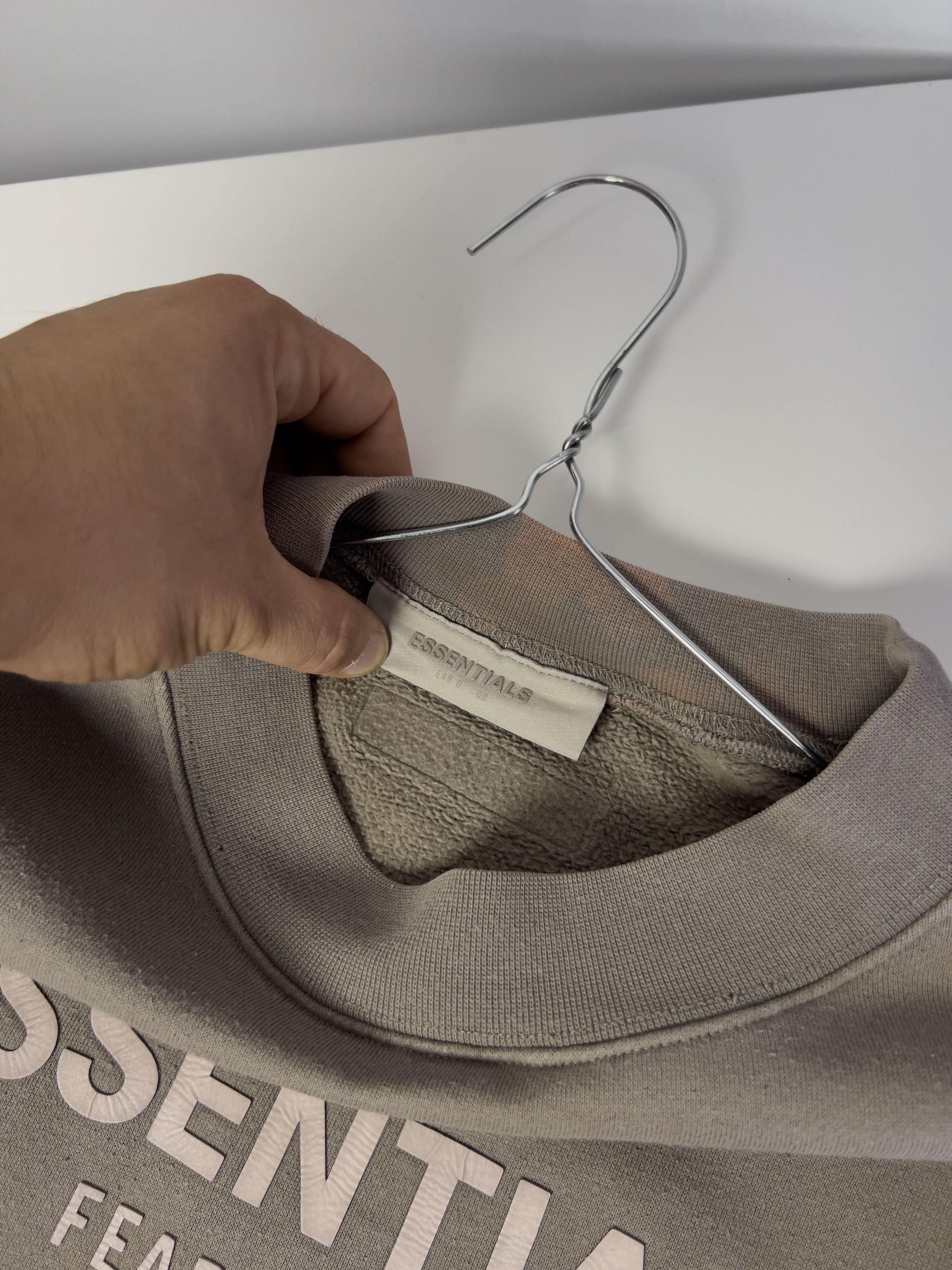 Fear of God FEAR OF GOD ESSENTIALS Junior logo-print Sweatshirt Size US S / EU 44-46 / 1 - 4 Thumbnail