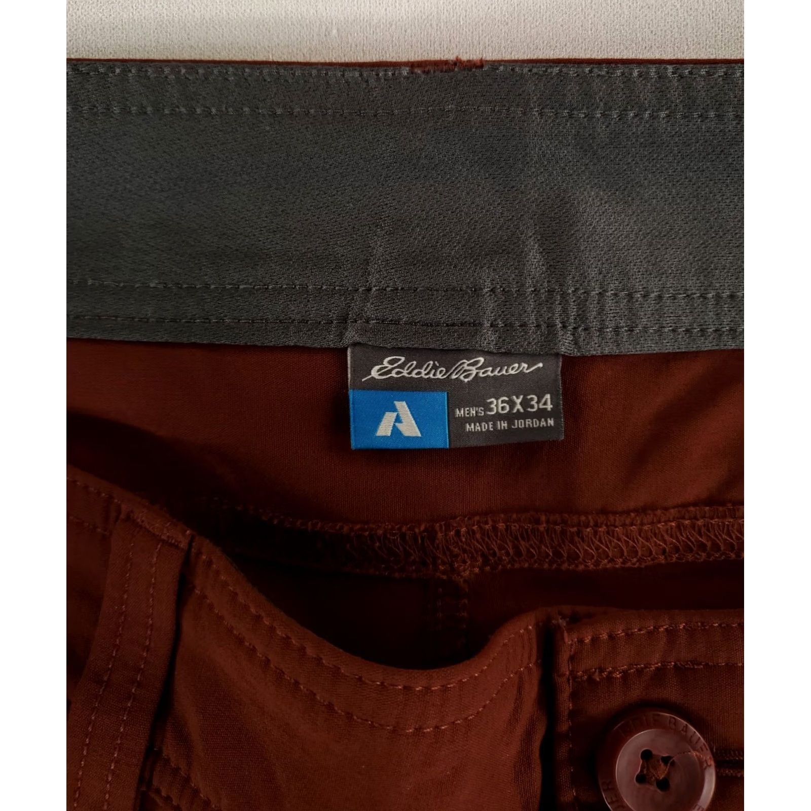 Eddie Bauer Eddie Bauer First Ascent Hiking Cargo Pants Red Mens 37x34 Inseam 34 Size US 37 - 4 Thumbnail