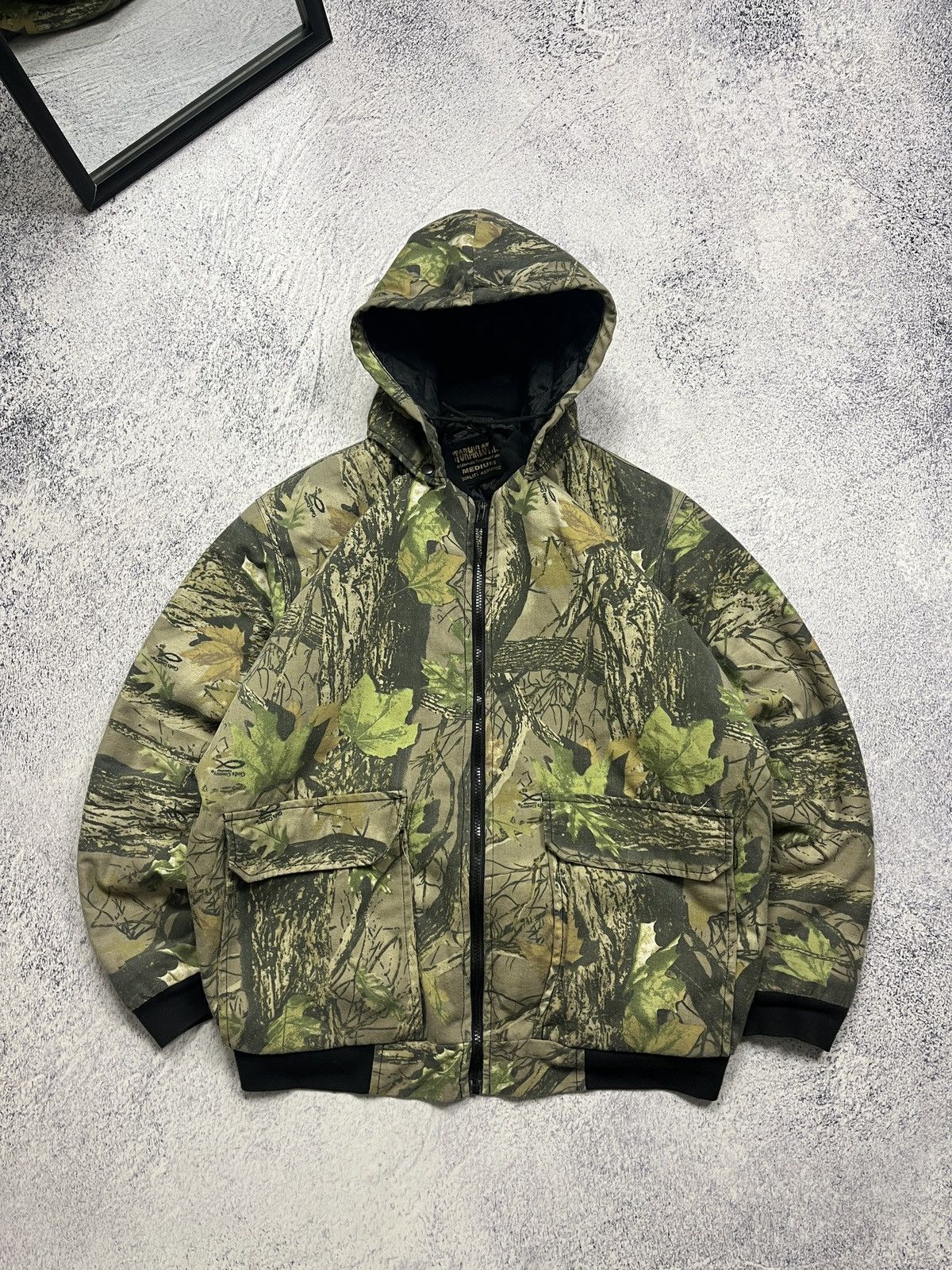 Crazy Vintage Y2K Realtree Camo Hooded Jacket Carhartt Style