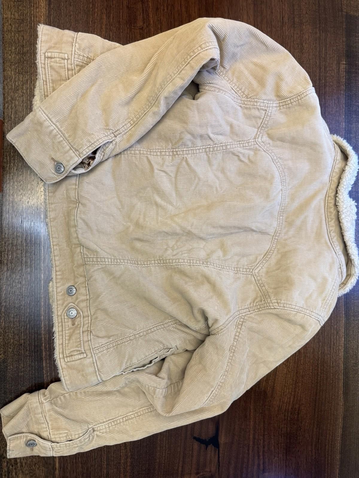 Gap Women’s M Y2K Gap Corduroy Tan Fur Lined Button Up Jacket Size M / US 6-8 / IT 42-44 - 2 Thumbnail