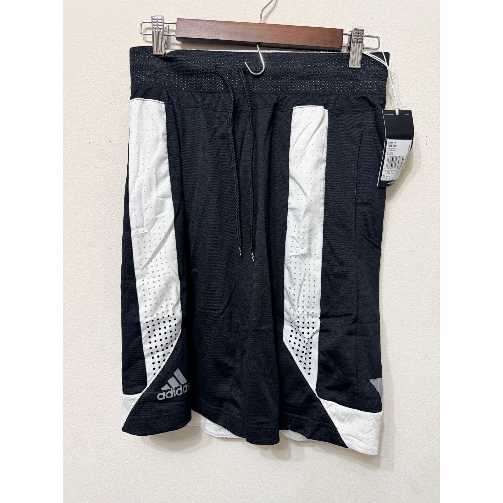 Adidas NWT Men's Adidas C365 black basketball Shorts Sz M $40 MSRP Size US 36 / EU 52 - 1 Thumbnail