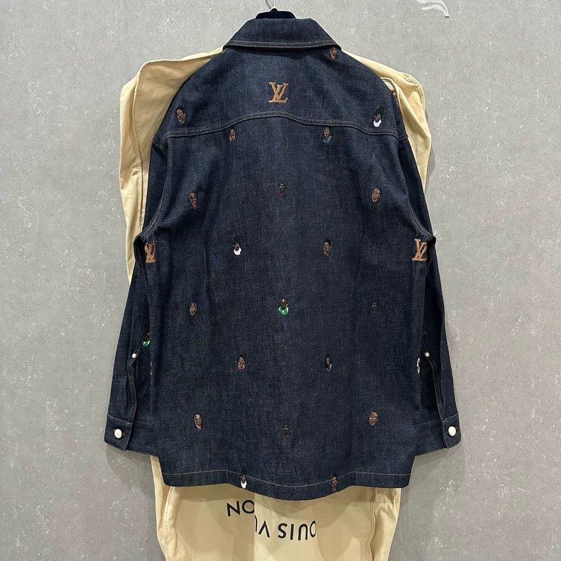 Louis Vuitton Louis Vuitton Portrait embroidered denim jacket Size US M / EU 48-50 / 2 - 2 Thumbnail