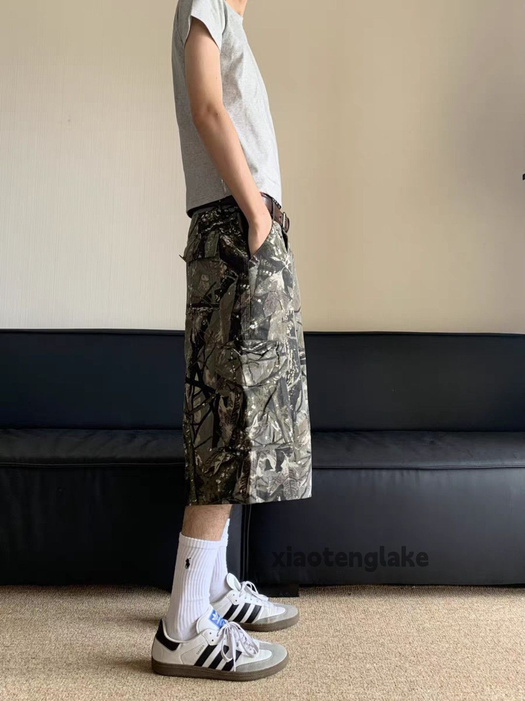 Designer Unisex washed faded loose baggy camo hiphop cargo shorts Size US 32 / EU 48 - 2 Thumbnail