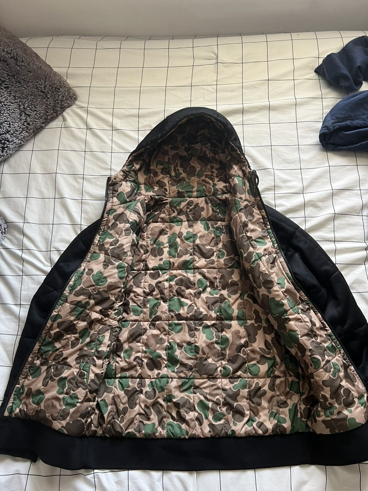 The North Face Rare Reversible TheNorthFace camo jacket Size US S / EU 44-46 / 1 - 2 Thumbnail