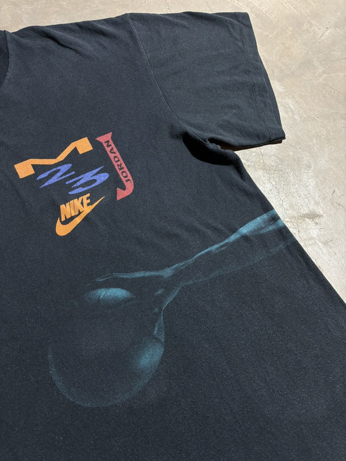 Nike Vintage 90s Nike Jordan Single Stitch T Shirt Made in USA L Size US L / EU 52-54 / 3 - 6 Thumbnail