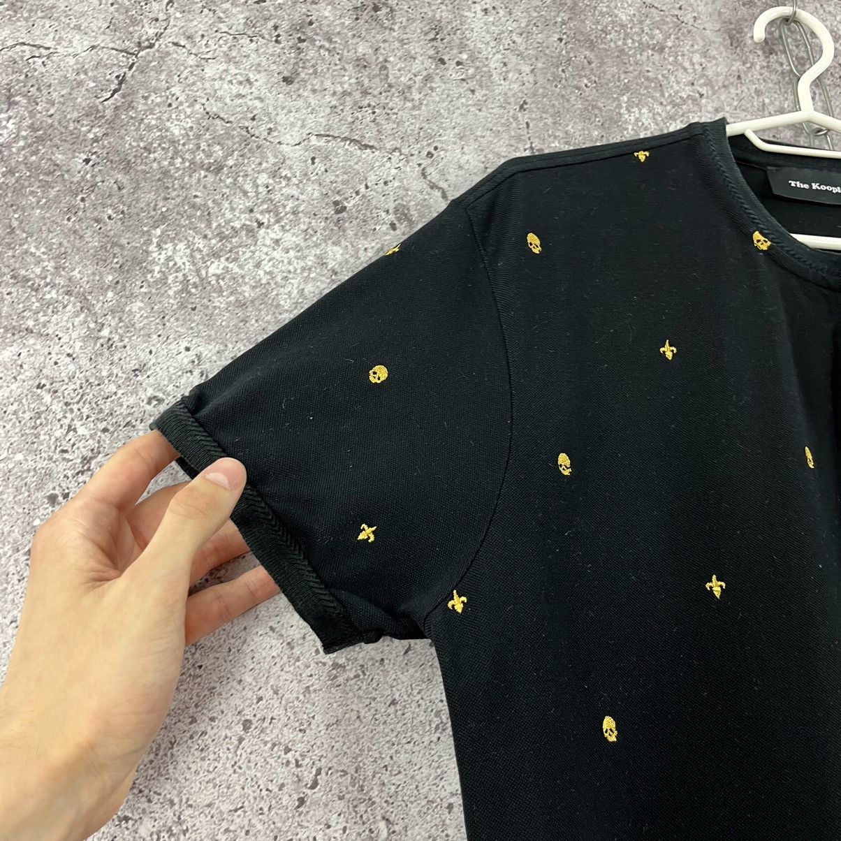 Designer × The Kooples The Kooples T-Shirt 2Button Round Neck Style Black Size L Size US L / EU 52-54 / 3 - 4 Thumbnail