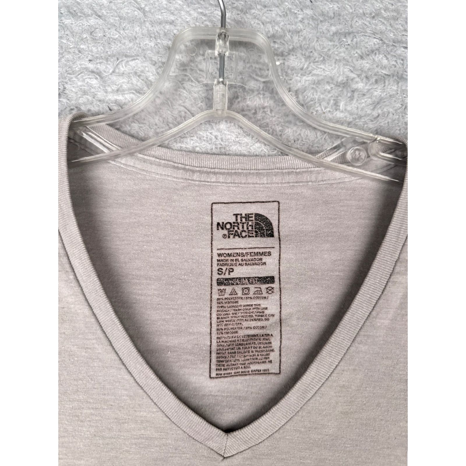 The North Face The North Face Shirt Women S Gray V-Neck Cotton Blend Bear Logo T-Shirt Casual All Seasons Womens Size S / US 4 / IT 40 - 7 Thumbnail