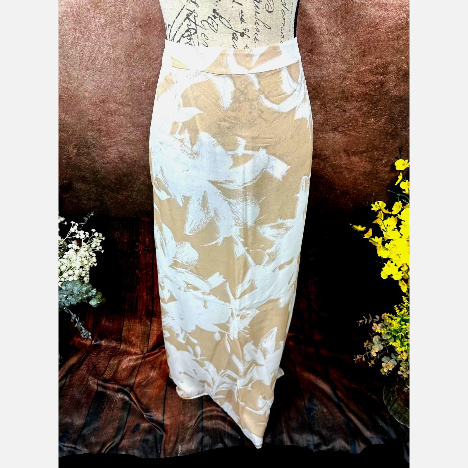 Other Socapri 100% Silk Maxi Skirt Brown Floral 46 Italian (10 us) Size 30" / US 8 / IT 44 - 6 Thumbnail