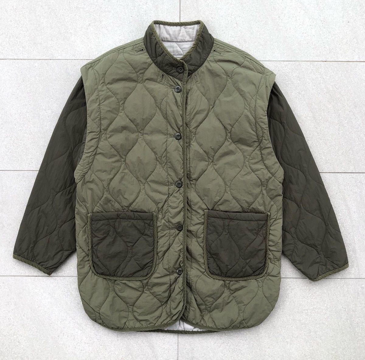 Japanese Brand Japanese Brand Quilted Lightwear Puffer Jacket Olive Green Size US L / EU 52-54 / 3 - 10 Thumbnail