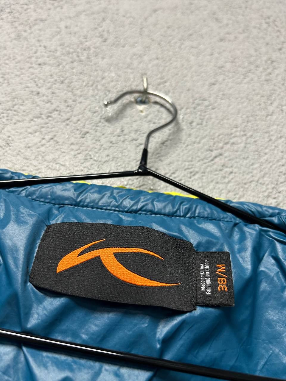 KJUS Kjus womens primaloft jacket 38 / M Size M / US 6-8 / IT 42-44 - 4 Thumbnail