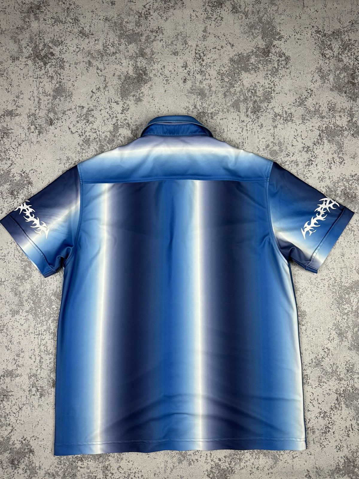 Burton Flame Shirt Tribal Gradient Y2K Size US L / EU 52-54 / 3 - 2 Thumbnail