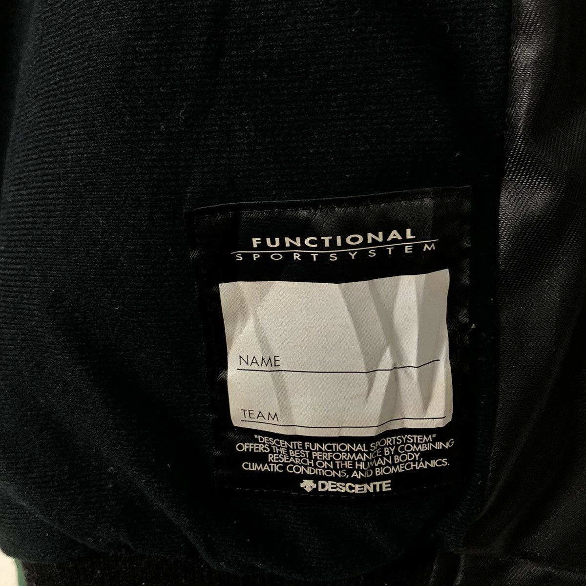 Japanese Brand Vintage Bomber Jacket Descente Big Logo Embroidered Jaguars Size US M / EU 48-50 / 2 - 19 Thumbnail