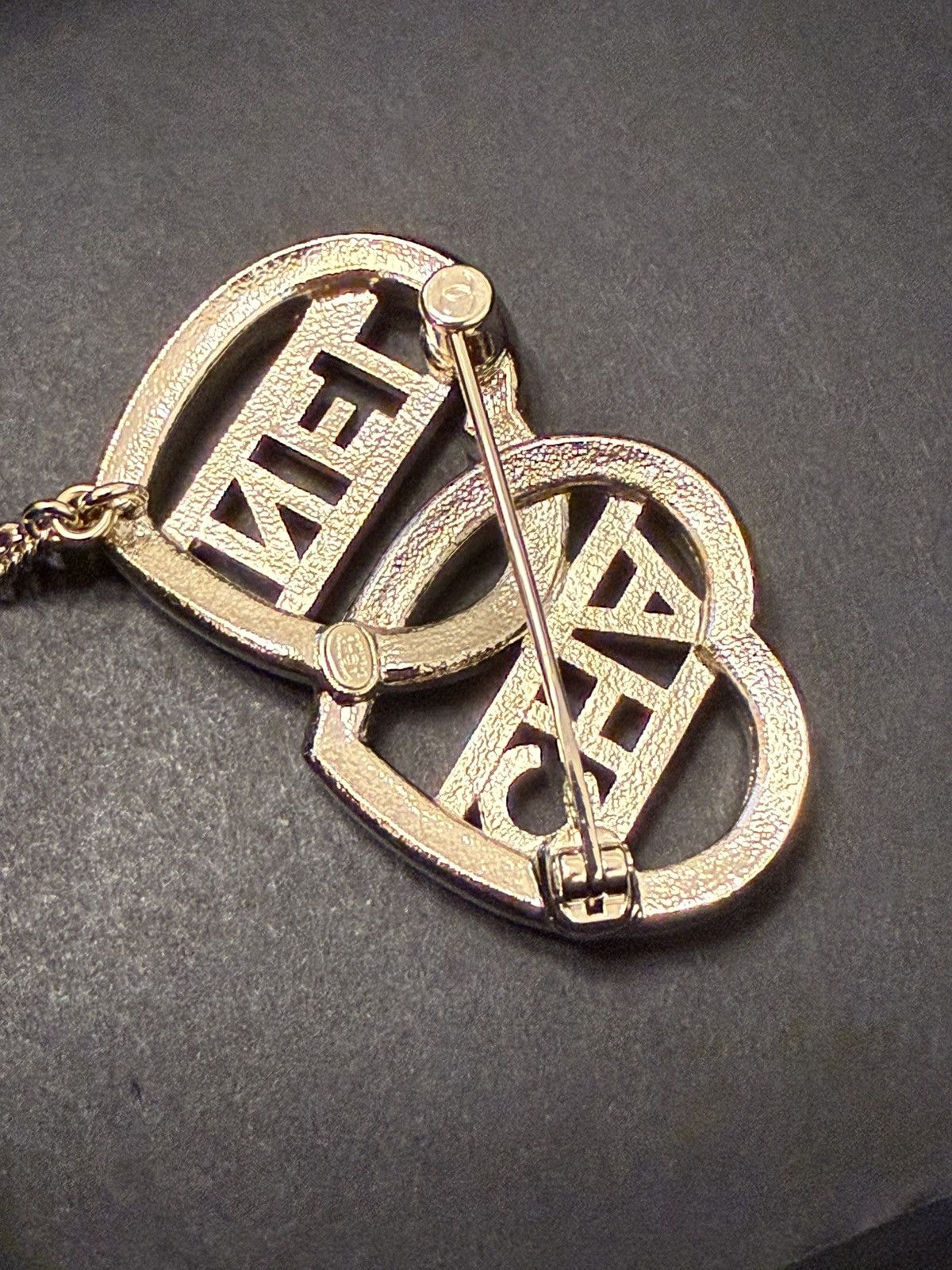Chanel Chanel coco heart chained brooch Size ONE SIZE - 4 Thumbnail