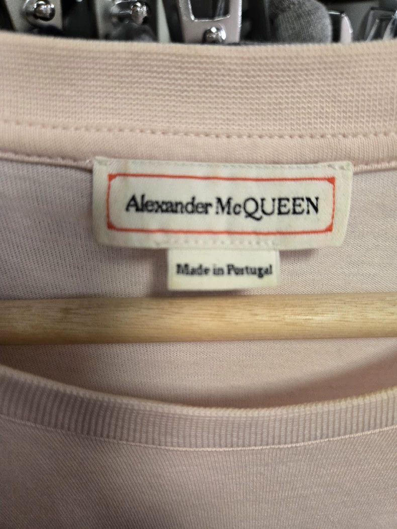 Alexander McQueen Alexander McQUEEN Light pink T - shirt, size L Size US L / EU 52-54 / 3 - 3 Thumbnail