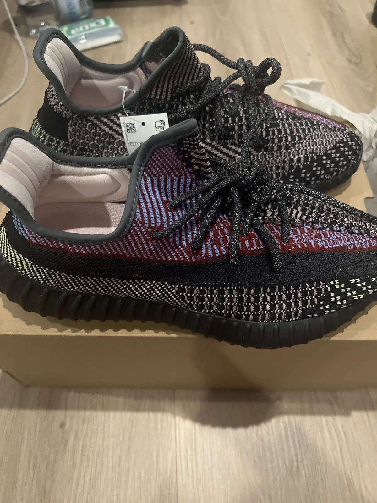 Adidas × Yeezy adidas Yeezy Boost 350 V2 Yecheil (Reflective) Size US 11 / EU 44 - 4 Thumbnail