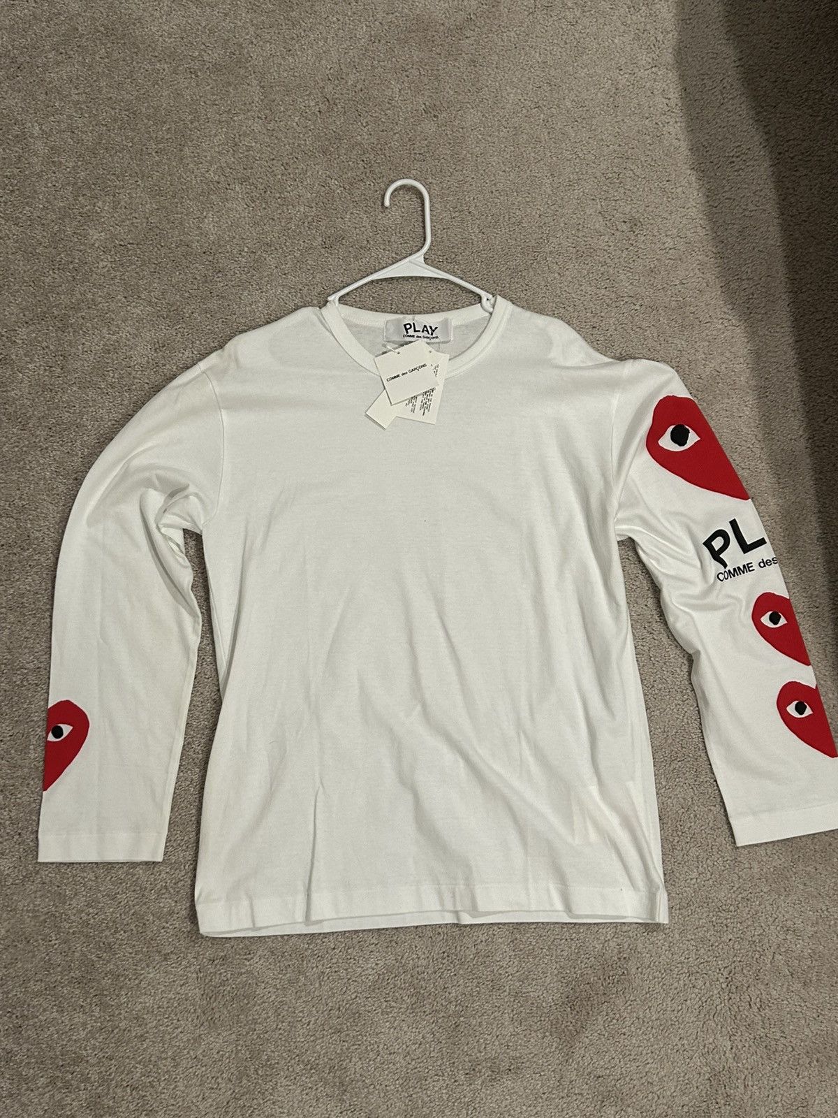 Comme des Garcons PLAY Comme des Garçons PLAY Printed Sleeve Long-Sleeve 'White' Size US XL / EU 56 / 4 - 1 Thumbnail