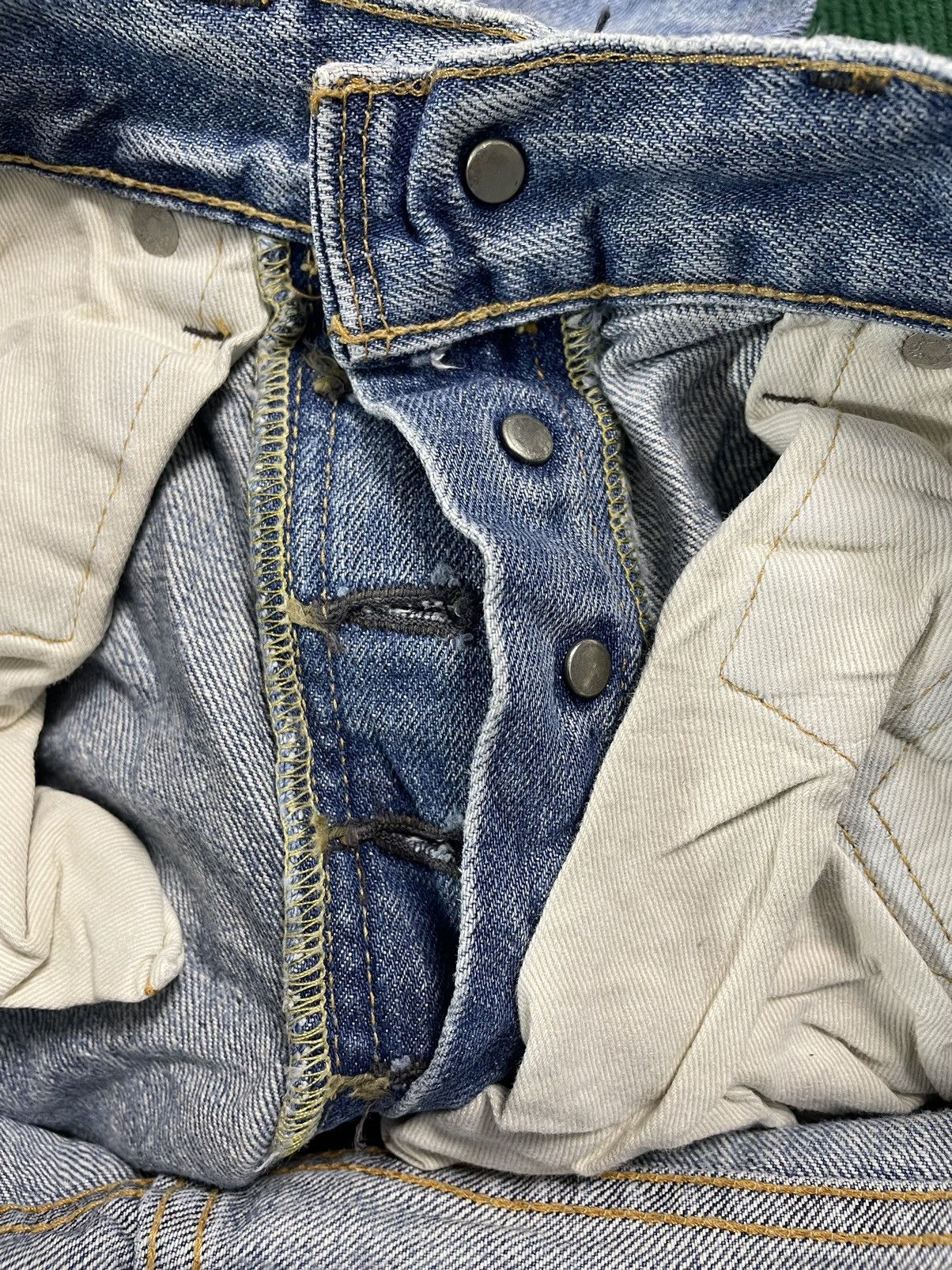 Levi's Levis Vintage Distressed Big E Selvage Japan Size US 31 - 11 Thumbnail