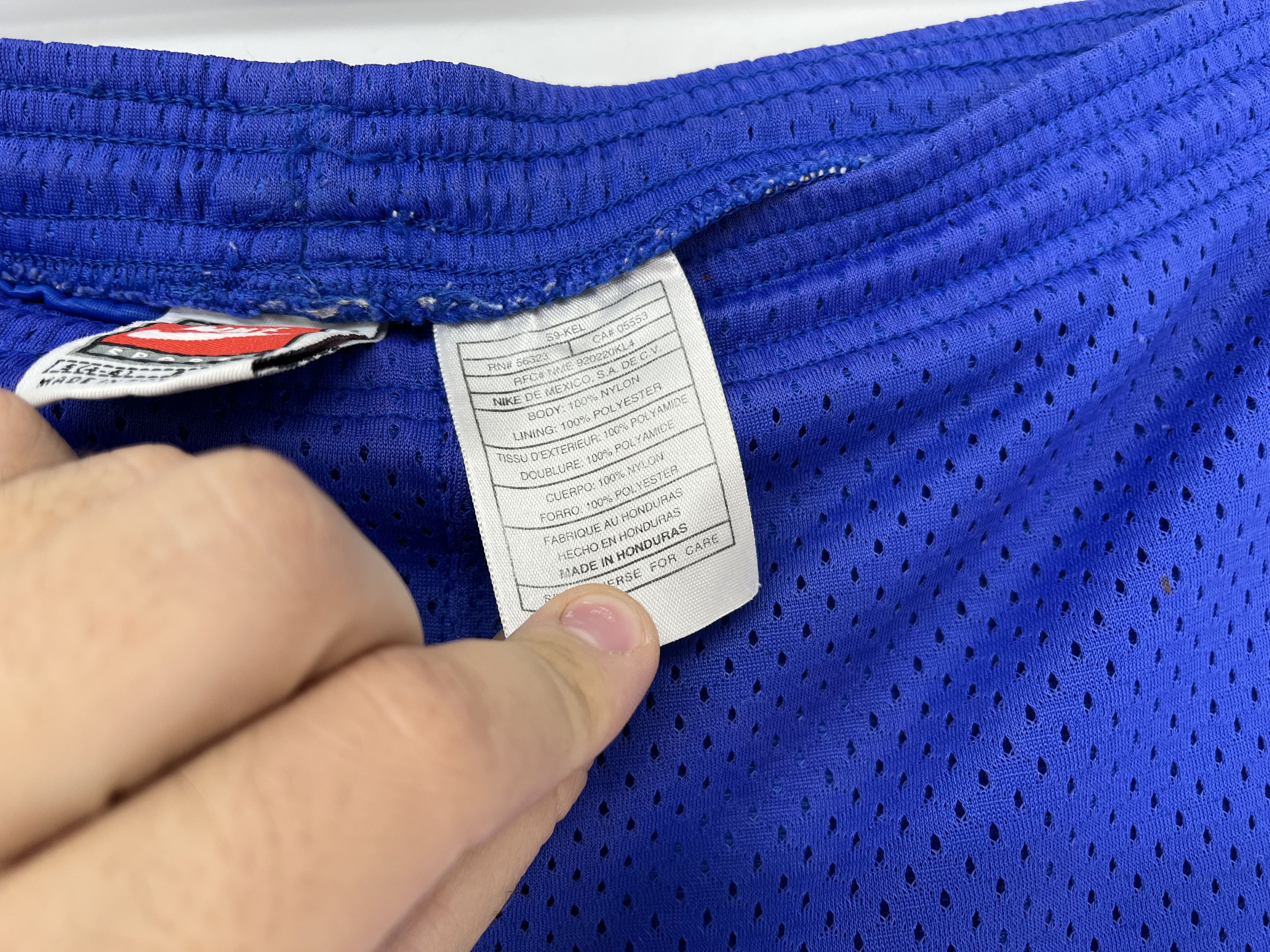 Nike 90s Vintage Nike Swoosh Logo Shorts Travis Style Size US 30 / EU 46 - 6 Thumbnail