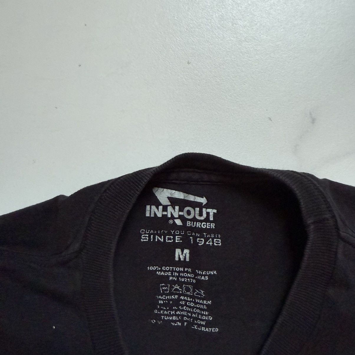 Grailed In-N-Out Burger California Distressed T-Shirt Size US M / EU 48-50 / 2 - 7 Thumbnail