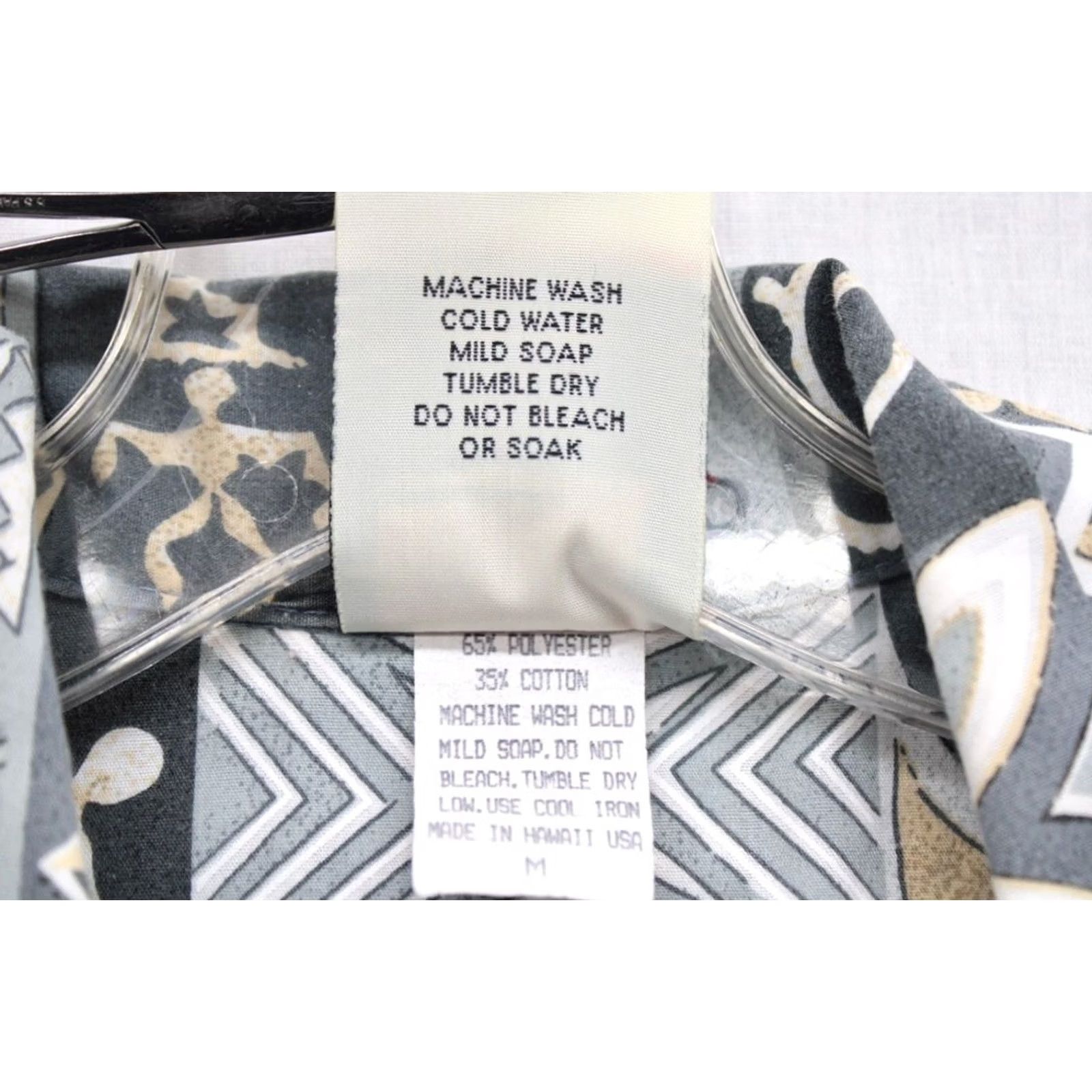 Vintage Hawaiian Togs Shirt Mens M Gray Short Sleeve Floral Tribal Vacation Party Vintage Shirt Size US M / EU 48-50 / 2 - 4 Thumbnail