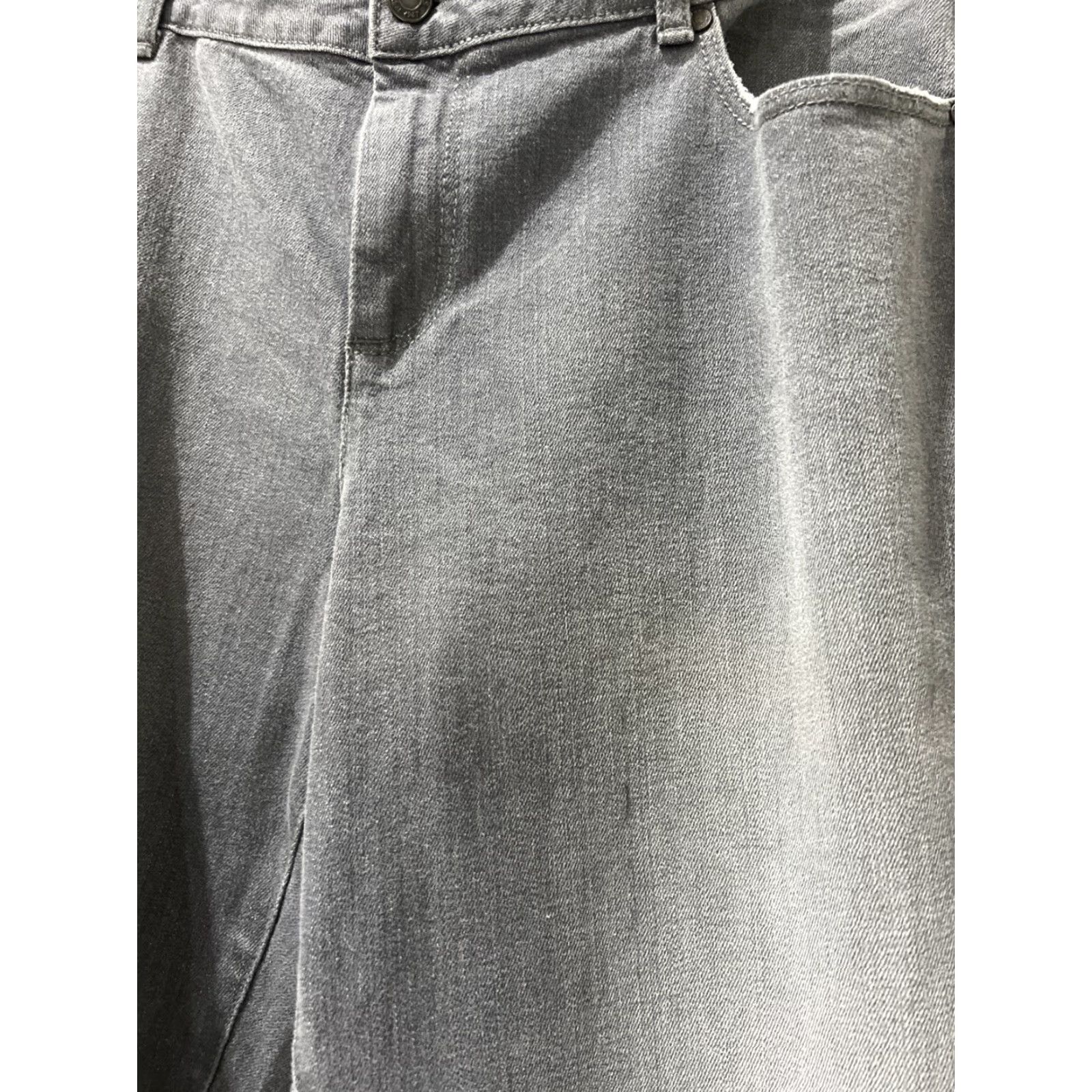 Talbots Talbots Jeans Womans 20W Gray Denim Stretch Straight High Rise 33.5in Inseam Plus Size Jeans Womens Regular/Plus Size Size 42" / US 20 - 4 Thumbnail