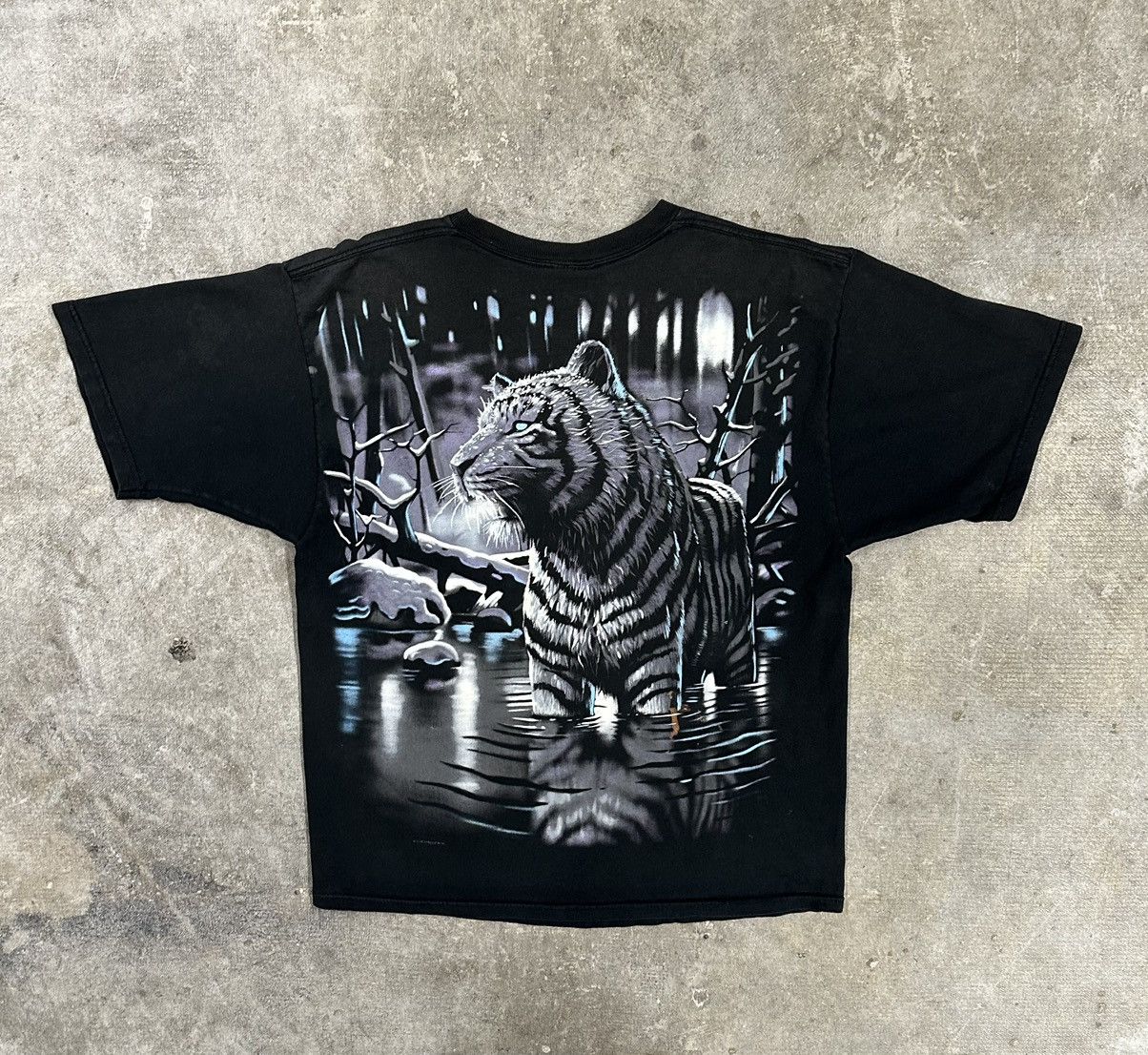 Liquid Blue Vintage 90s Liquid Blue Siberian Tiger Animal Nature T-Shirt Size US L / EU 52-54 / 3 - 2 Thumbnail
