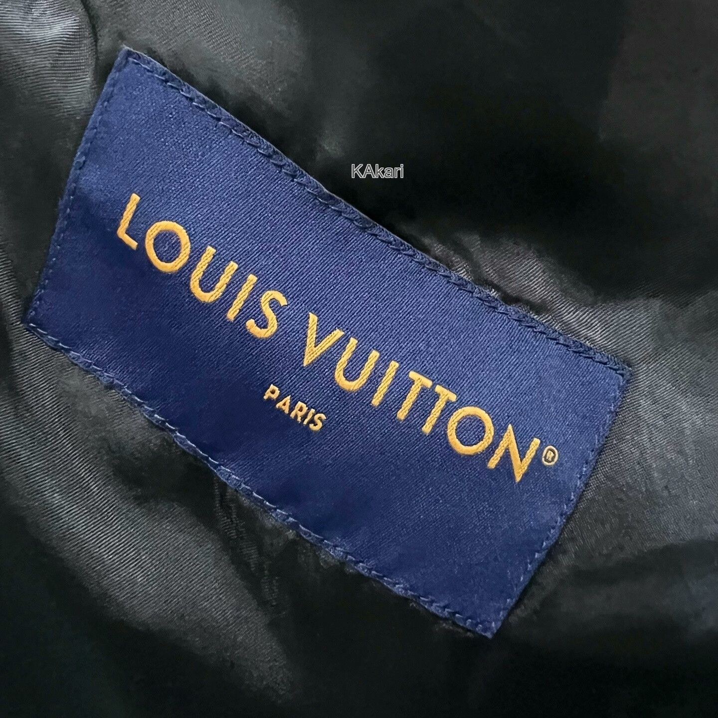 Louis Vuitton Louis Vuitton Monogram Embossed Hooded Down Jacket Size US L / EU 52-54 / 3 - 4 Thumbnail