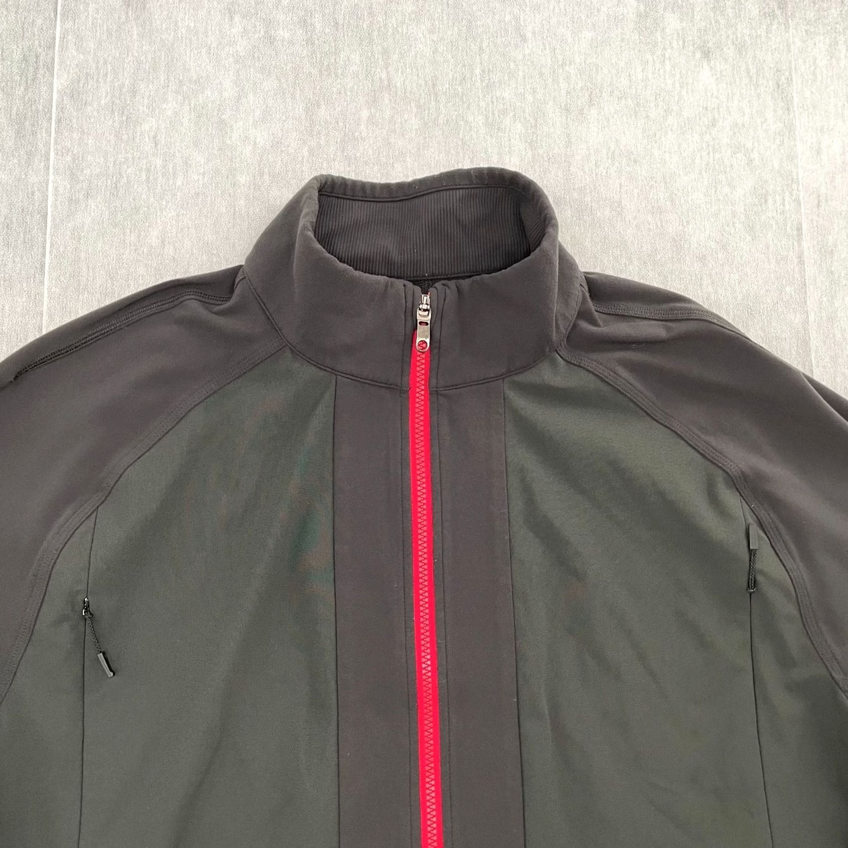 Lululemon Lululemon Jacket Gray Full Zip Pockets 2XL Adult Mens Regular Windbreaker Outdoor Activewear Size US XXL / EU 58 / 5 - 3 Thumbnail