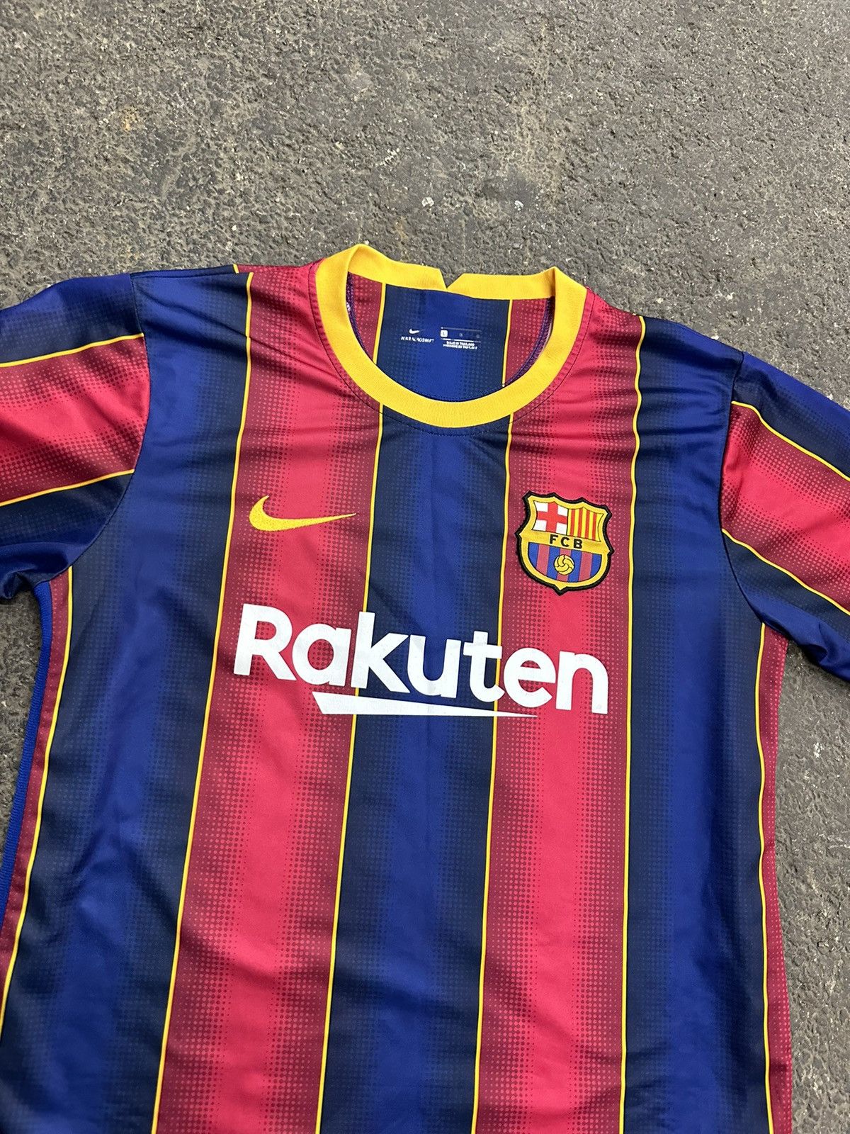 Vintage Barcelona soccer jersey Size US L / EU 52-54 / 3 - 2 Thumbnail