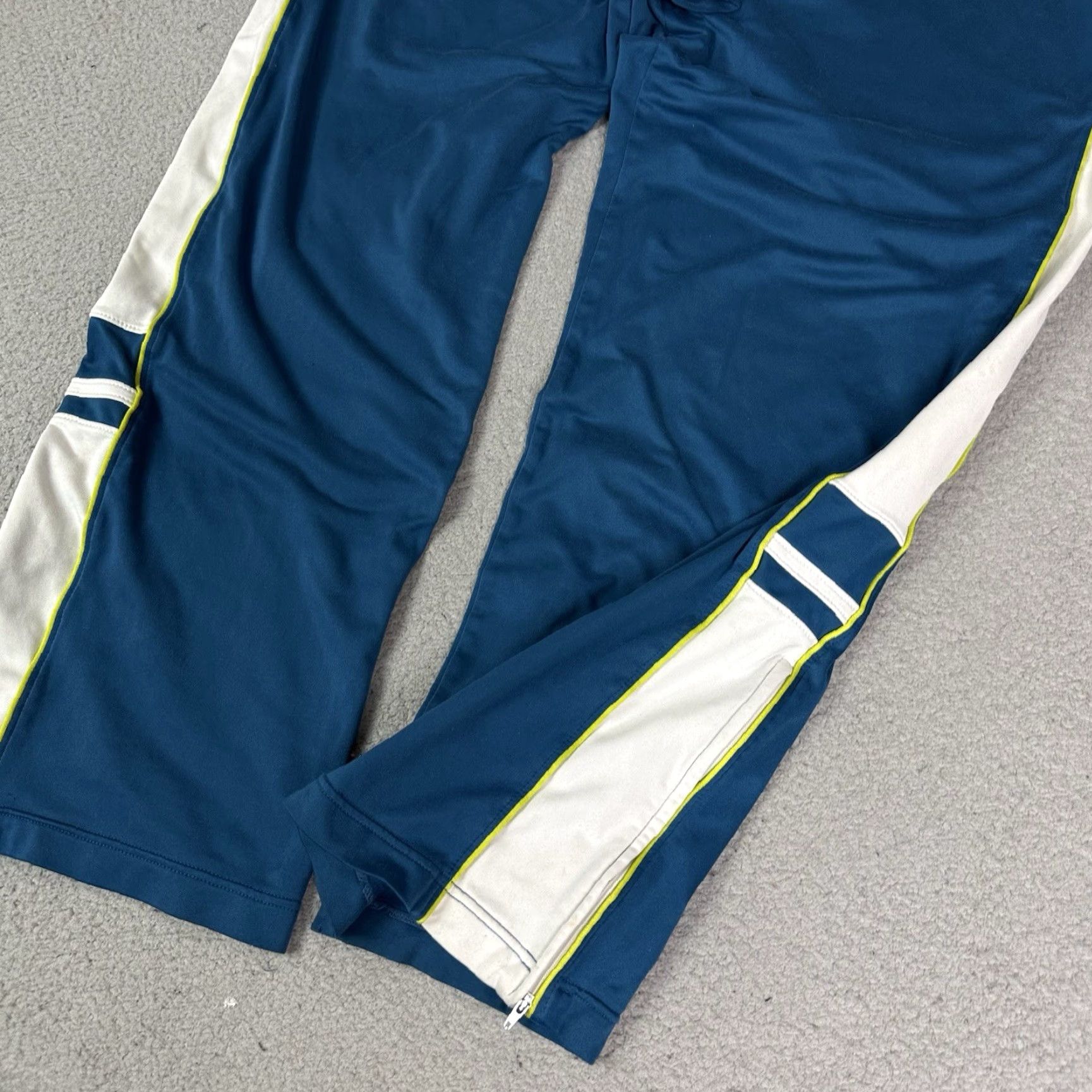 Nike VINTAGE Nike Track Pants Mens 2XL Blue Y2K Sweatpants Baggy 90s Wide Casual Rare Size US 39 - 5 Thumbnail